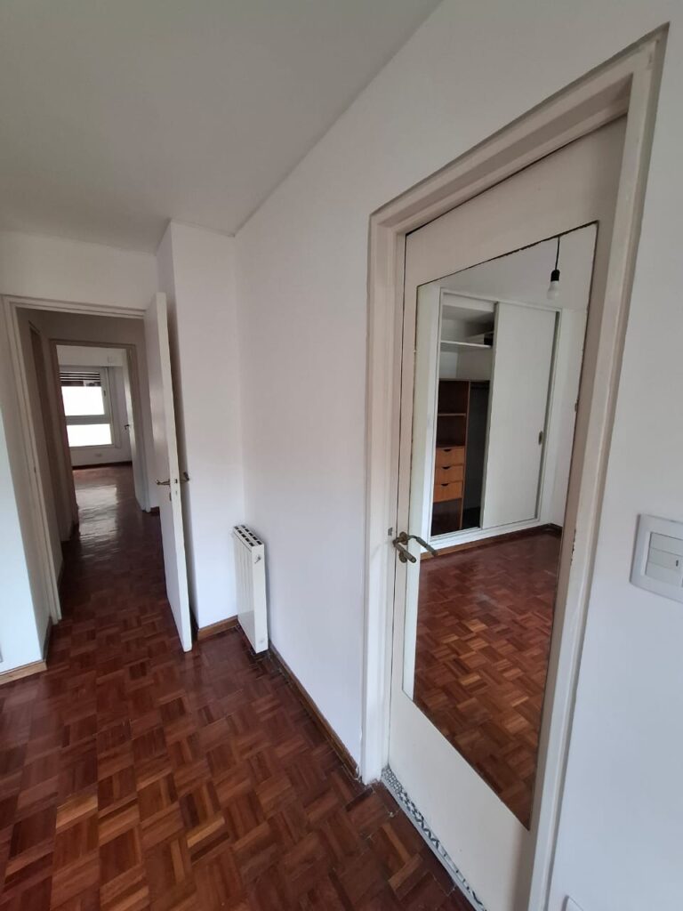 26bb4d9b-c25e-442b-85d7-5c5ca04e7fae