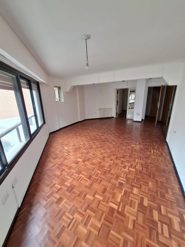 ffd8e4b6-37e0-4c08-b7e1-b78e1d44889e