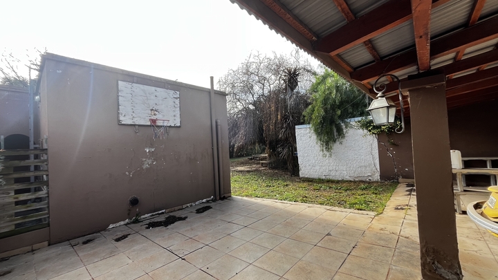 E199A953-48A3-4114-9FCB-ACDAD549EFF7